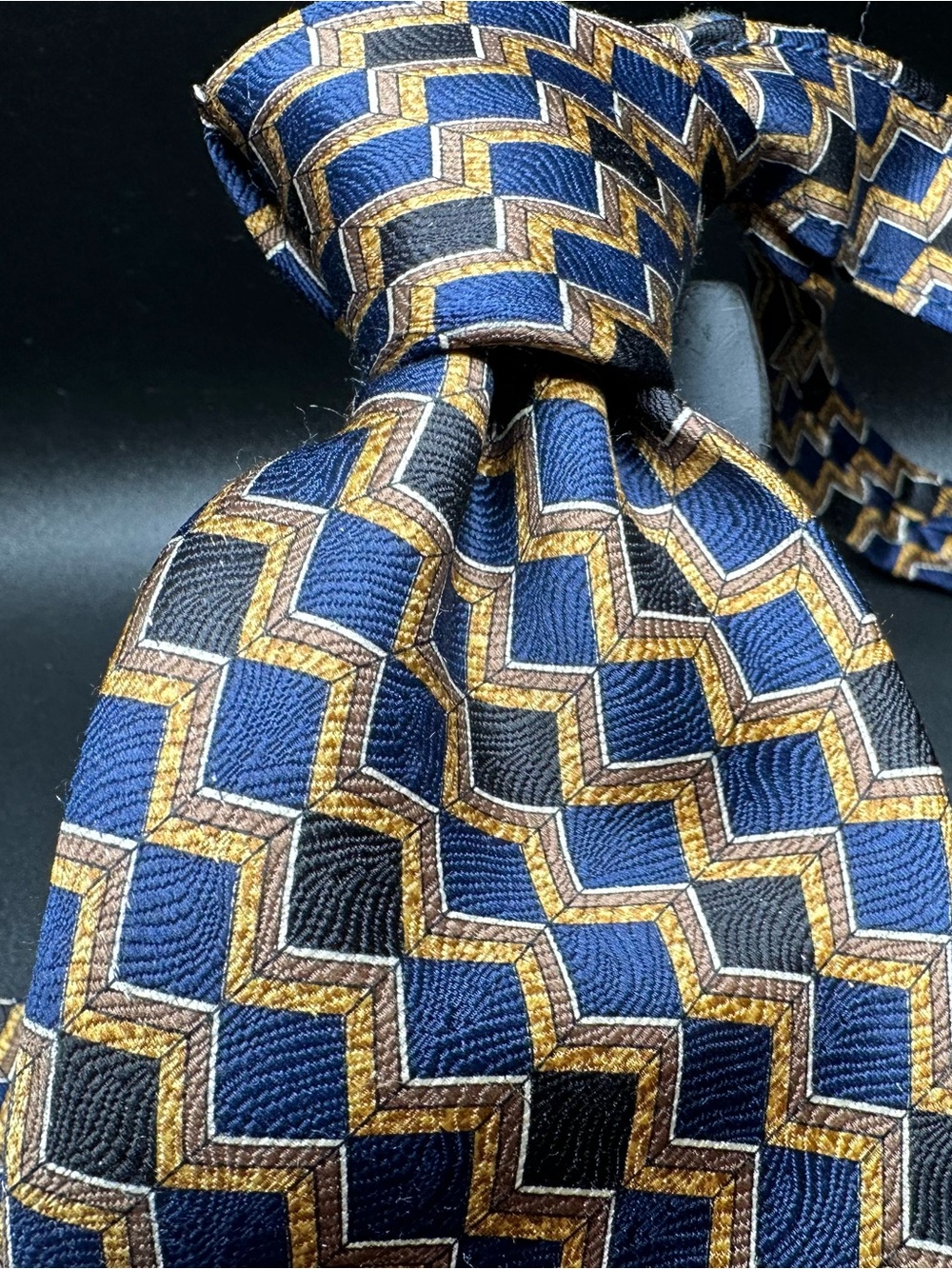 Countess Mara — Navy & Gold Geometric Silk Tie